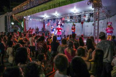 Centenas de pessoas acompanharam a Abertura do Natal em Laranjeiras do Sul